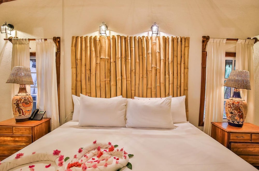Regular Cabana