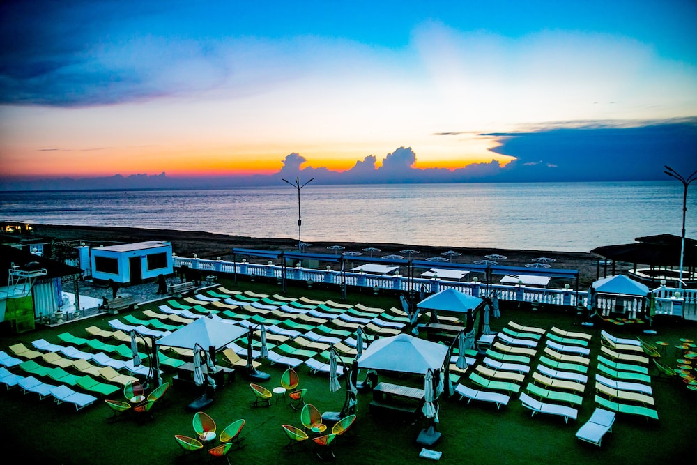 Superior Triple Room, Balcony, Sea View photo 3