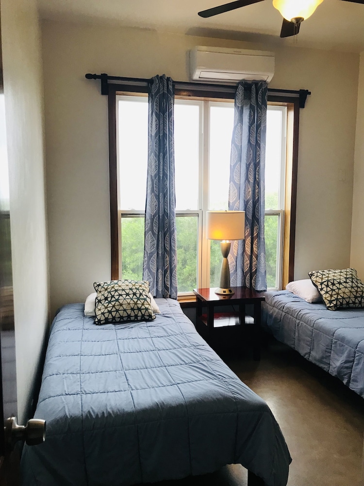 Family Suite, 2 Bedrooms, Lake View photo 1