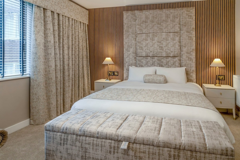 Suite - Photo 6