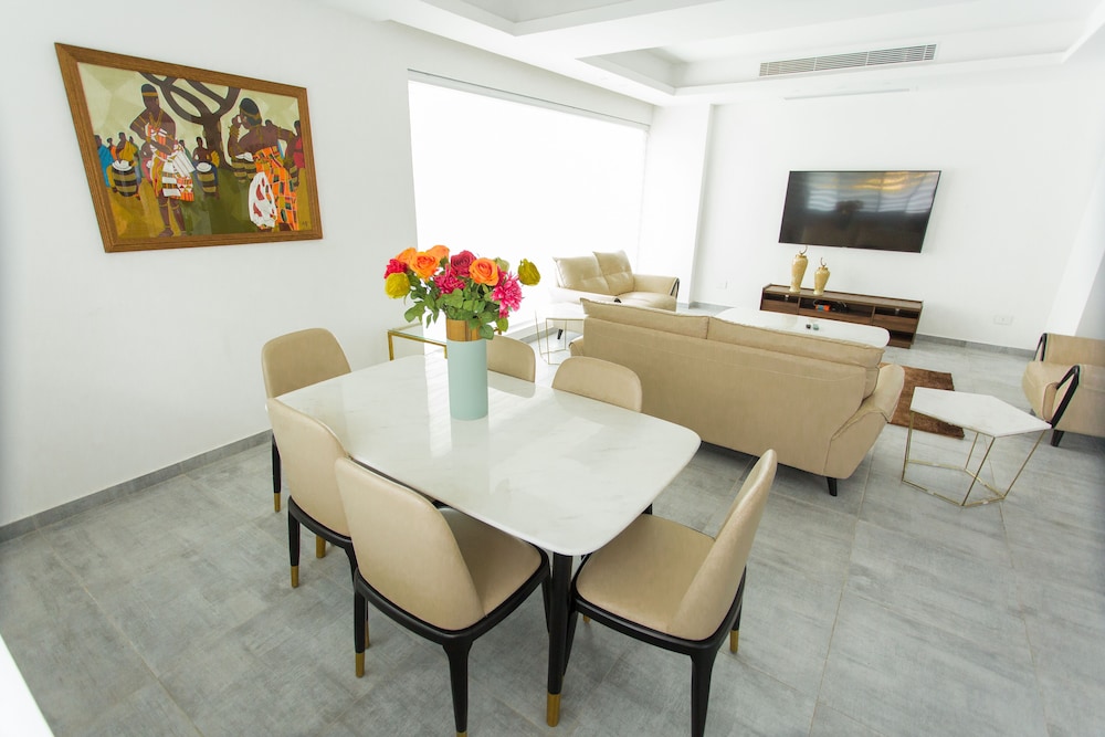 Exclusive Apartment, 2 Bedrooms, Ensuite - Photo 1