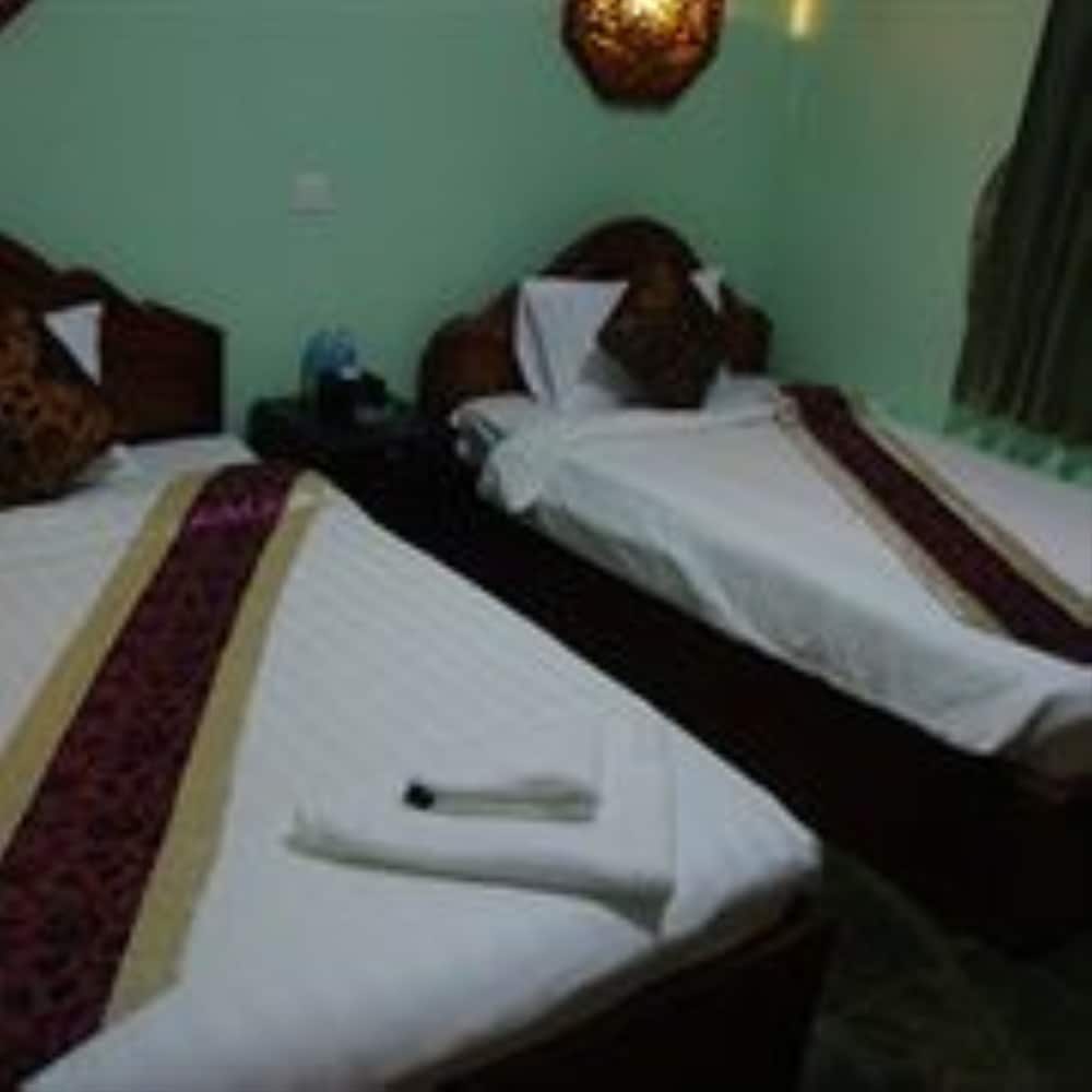 Deluxe Twin Room, 2 Twin Beds photo 2
