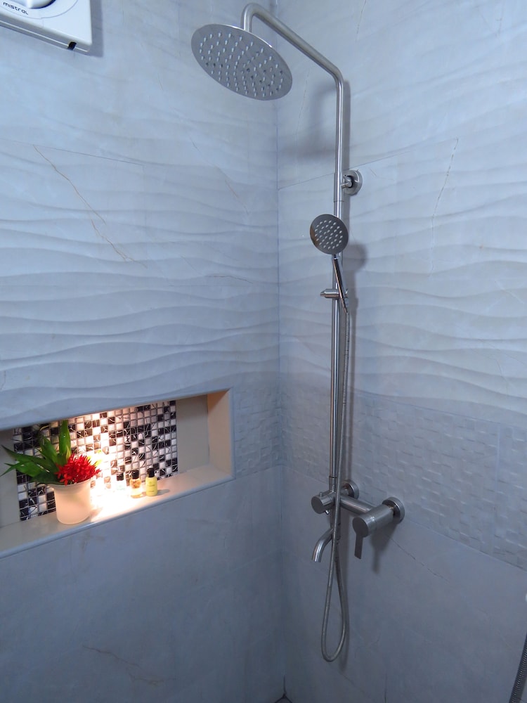Standard Double Room - Photo 5