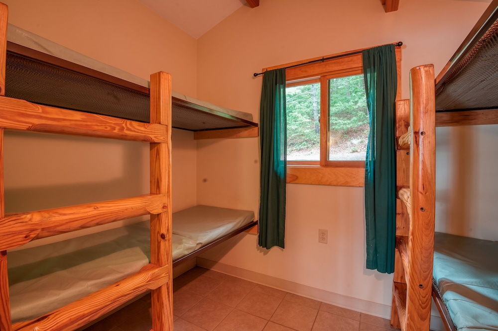Basic Cabin photo 3