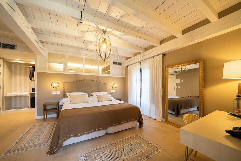 Habitación Doble Deluxe con Balcón