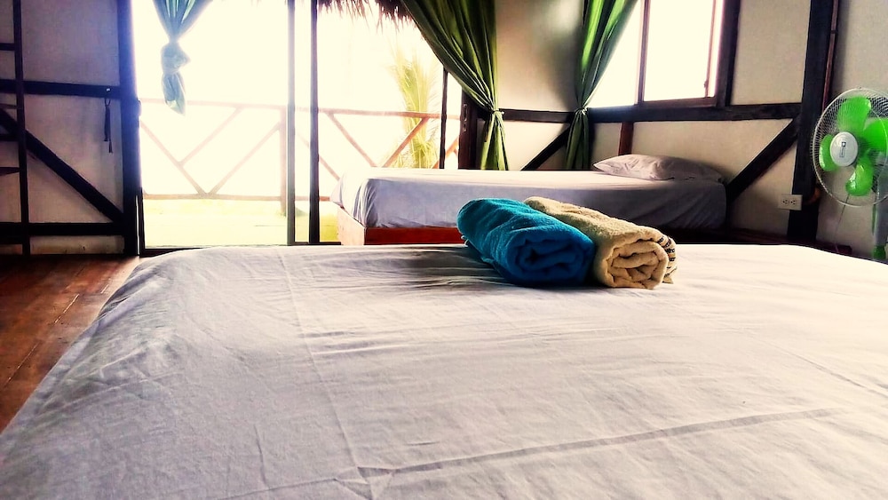 Panoramic Room, 1 Queen Bed photo 2