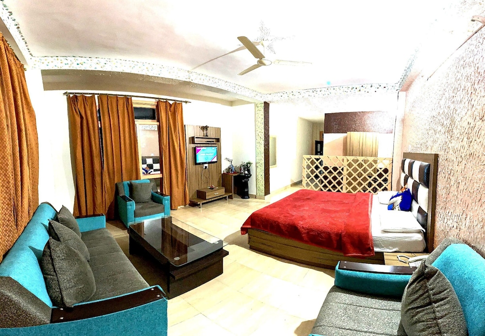 Suite Room