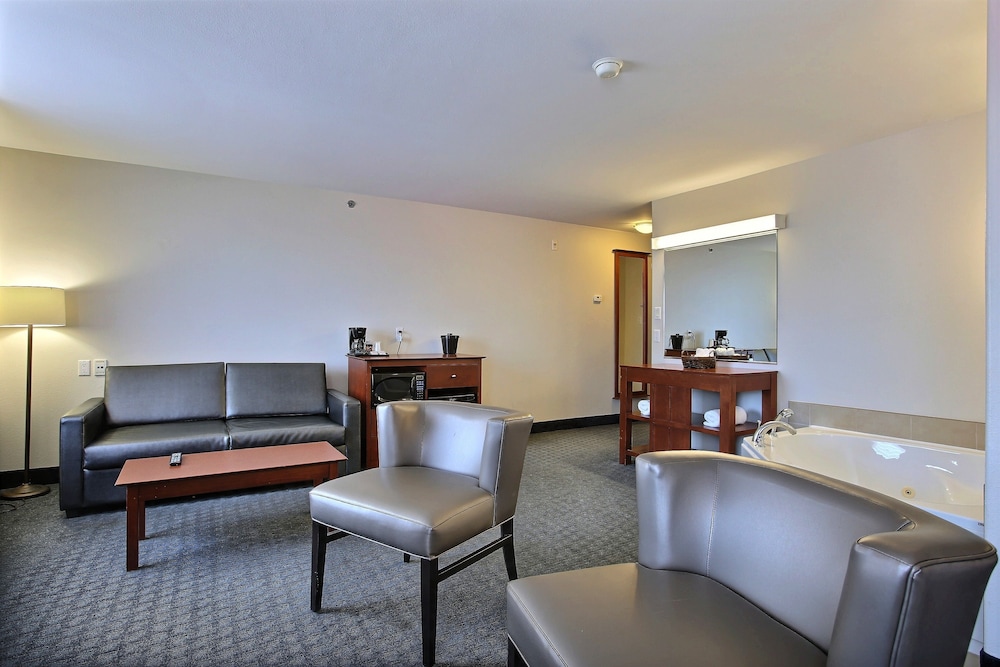 Upgraded, Suite, 1 King Bed with Sofa bed, Non Smoking - Photo 1