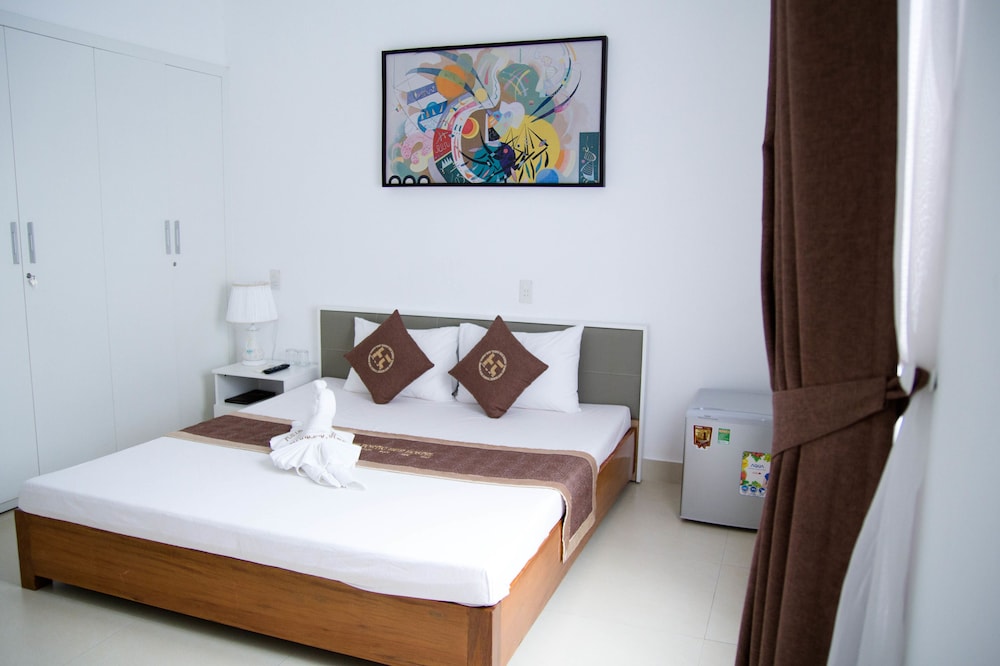 Basic Double Room, City View