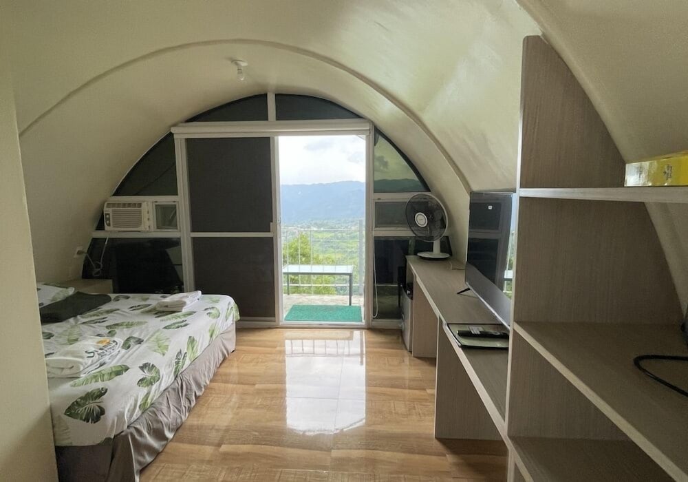 Signature Cabin