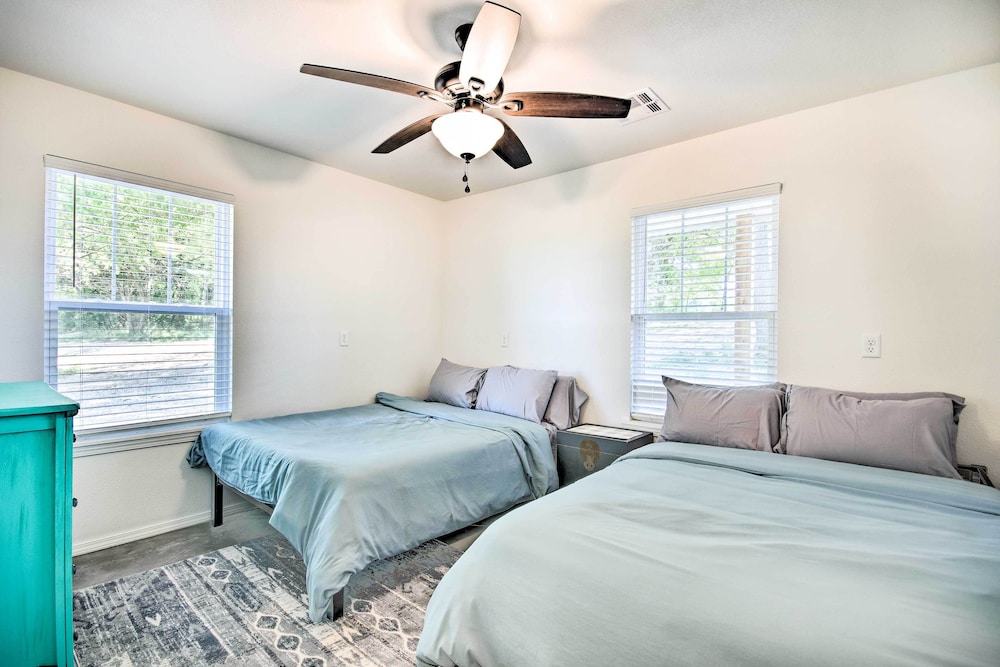 House (2 Bedrooms) photo 3