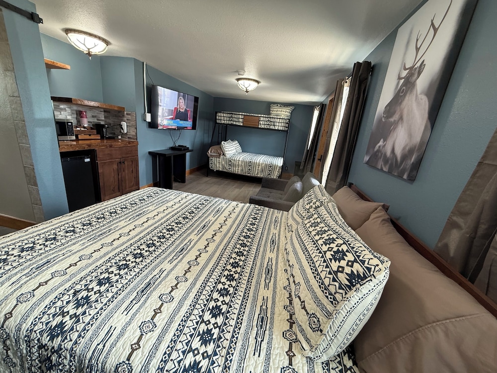 Room 9 - Caribou Crossing photo 3