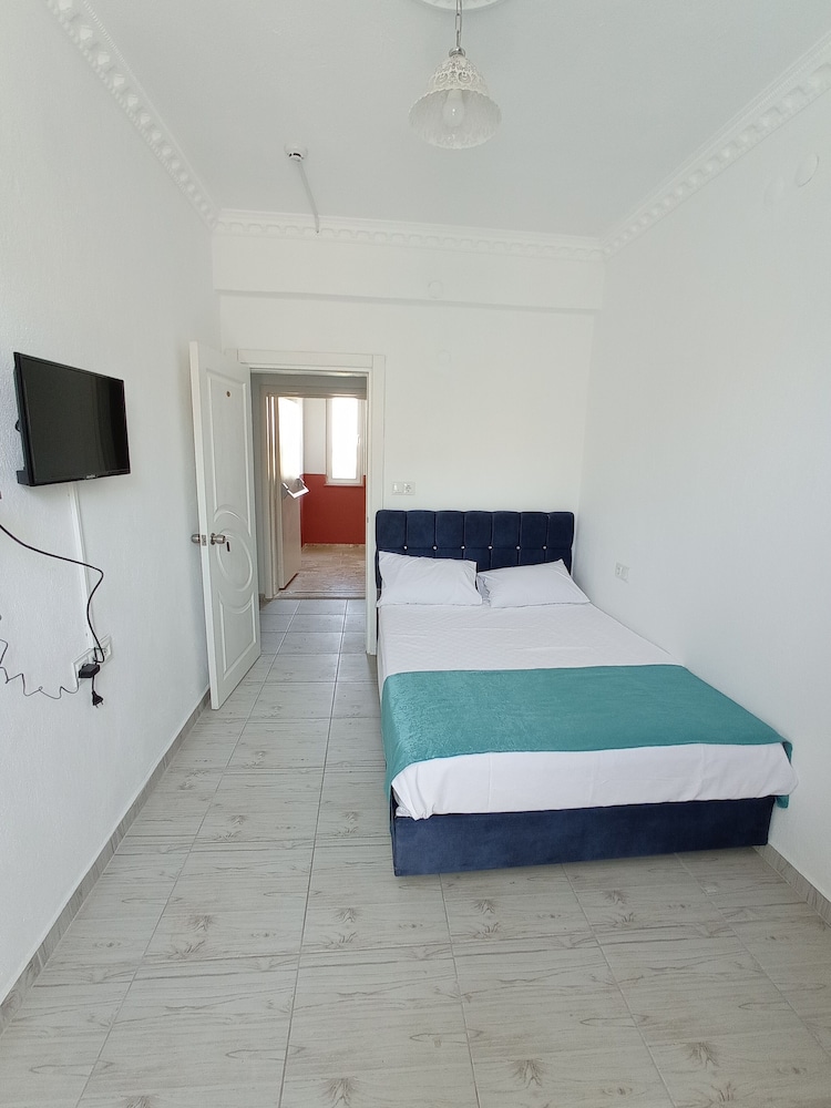 Standard Double Room photo 3