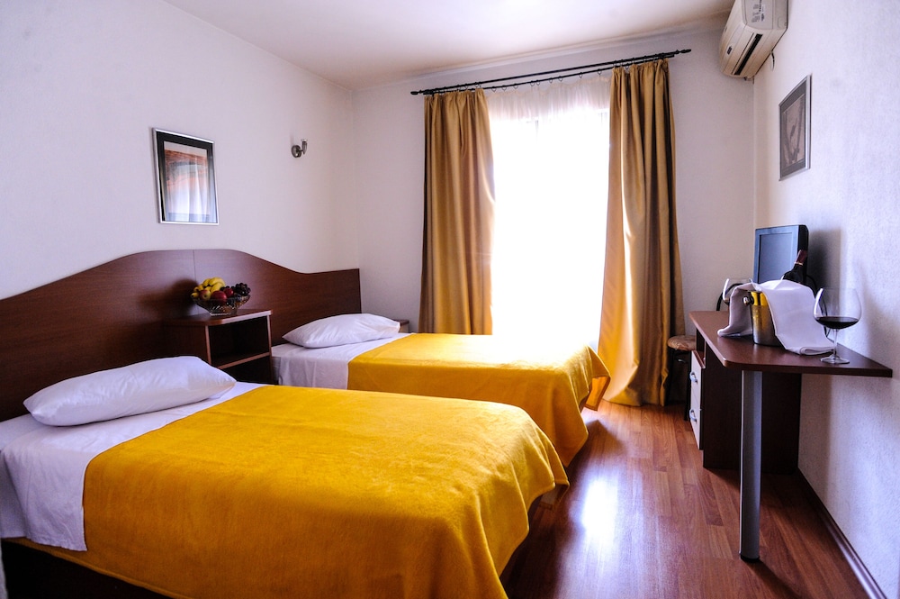 Comfort Single Room