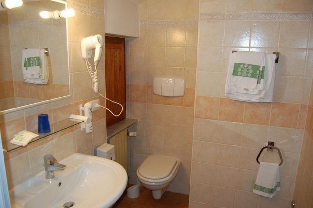 Double Or Twin Room, Mountain View photo 2