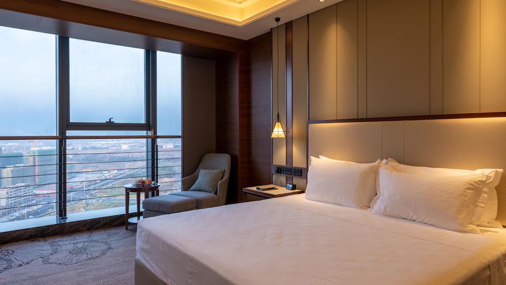 Luxury Double Room, 1 King Bed photo 2