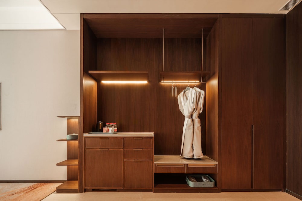 Deluxe Twin Bed Room