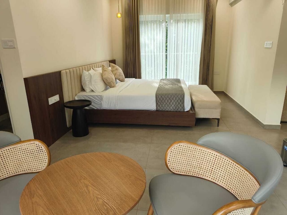 Deluxe Room, Garden View