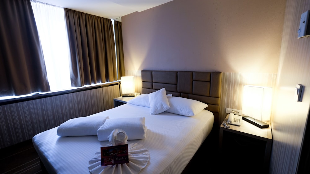 Superior Double or Twin Room - Photo 5