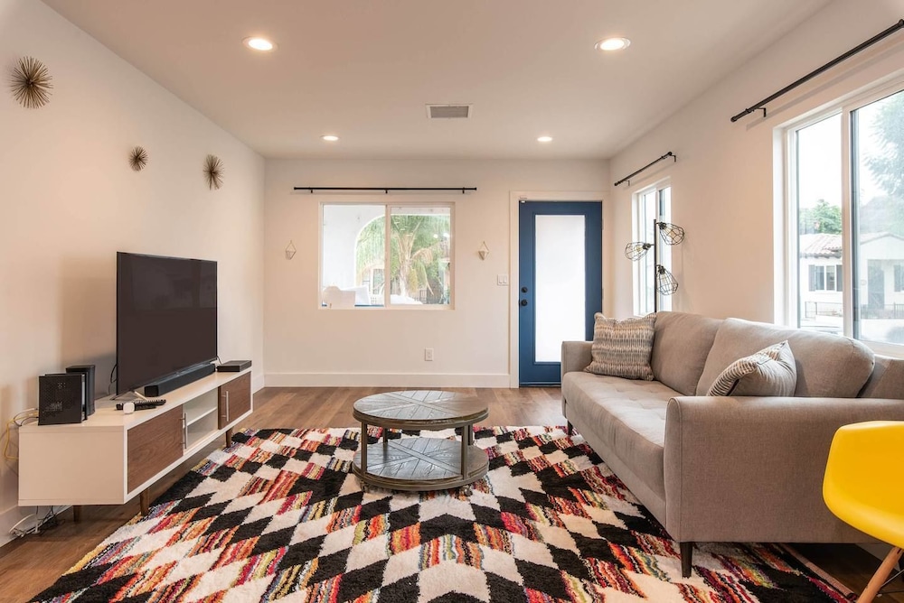 House (3 Bedrooms)