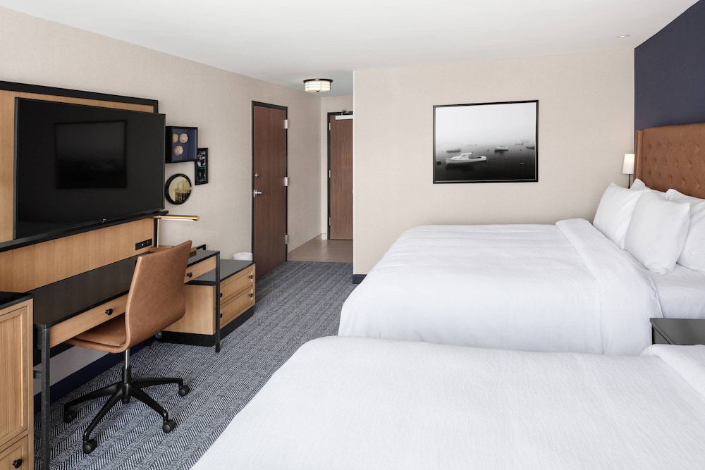 Room, Multiple Beds