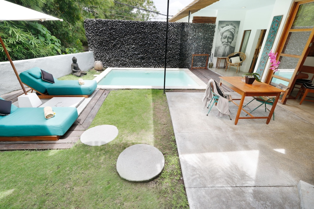Apartment, 1 Bedroom, Private Pool, Garden View photo 2