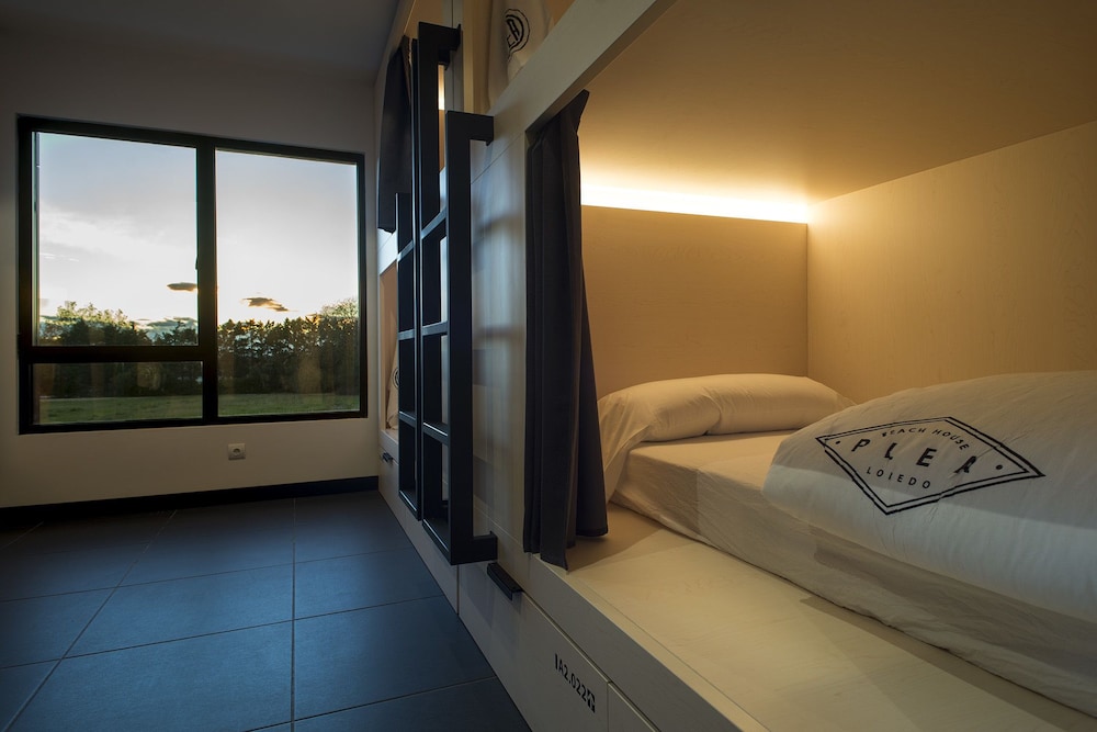 Basic Twin Room - Photo 4