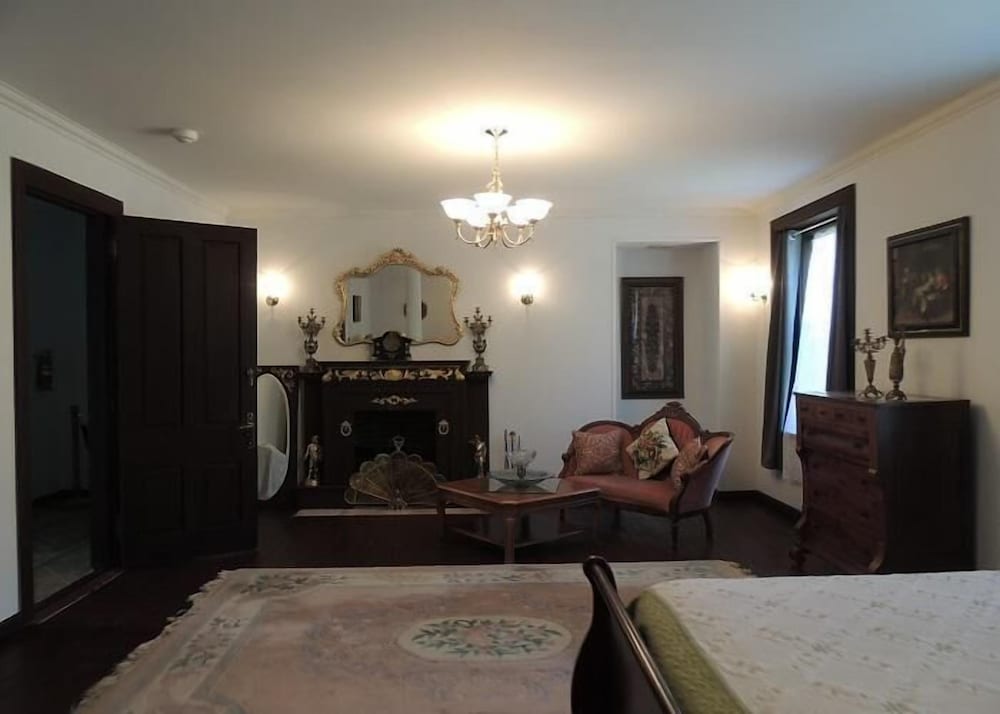 Luxury Suite, 1 King Bed (Renaissance) photo 1