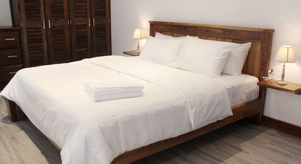 Romantic Apartment, 1 King Bed photo 1