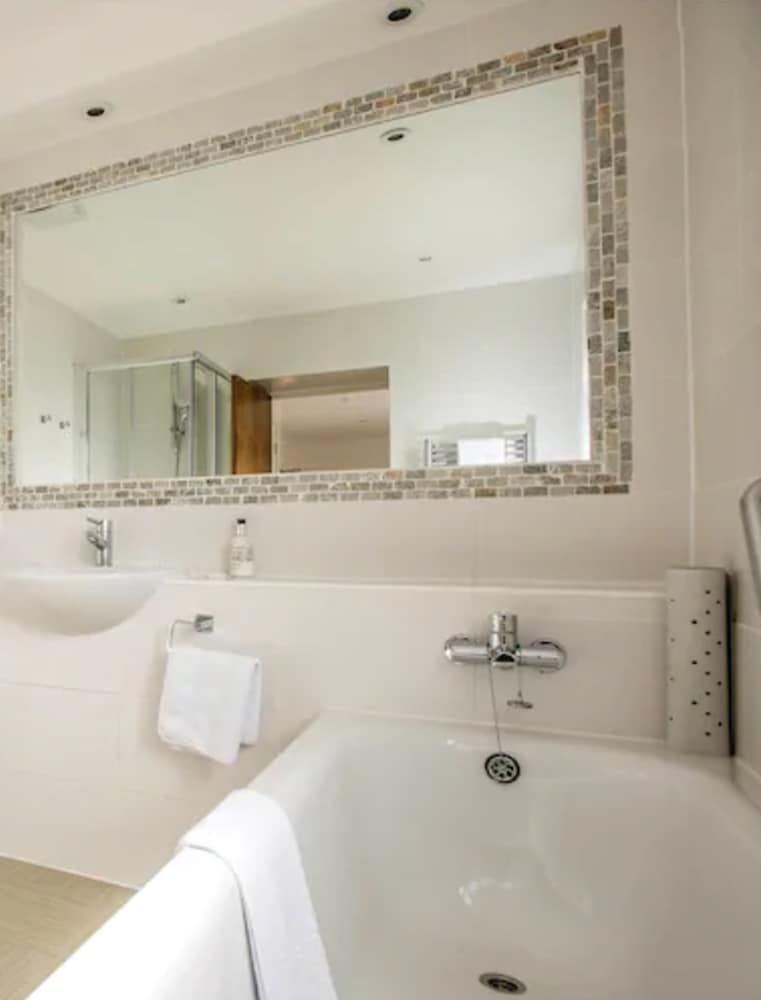 Double or Twin Room, Ocean View photo 2
