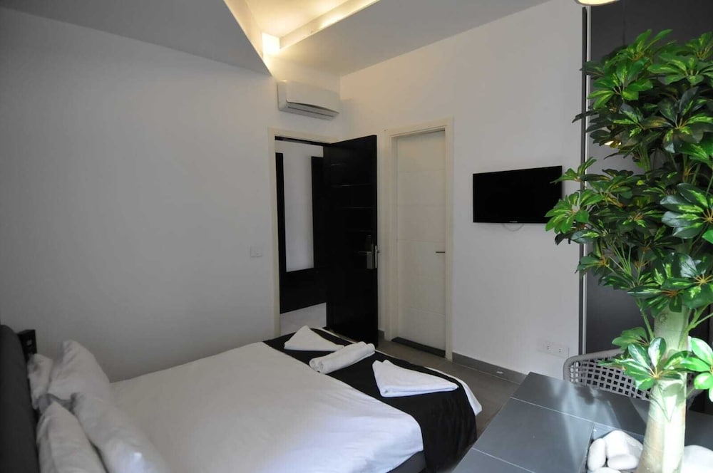 Basic Room, 1 Queen Bed (Room No 2) photo 2