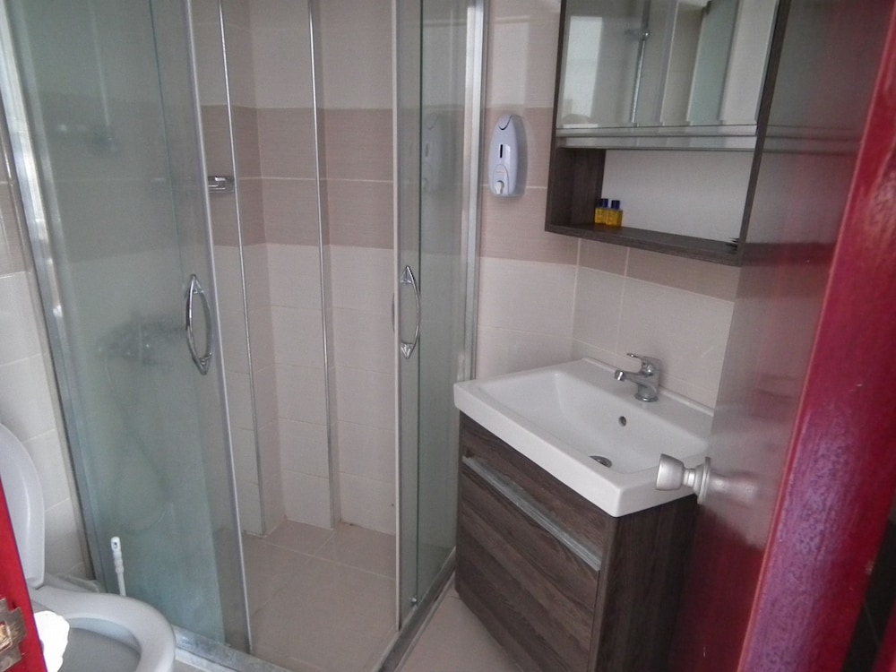 Standard Quadruple Room photo 3