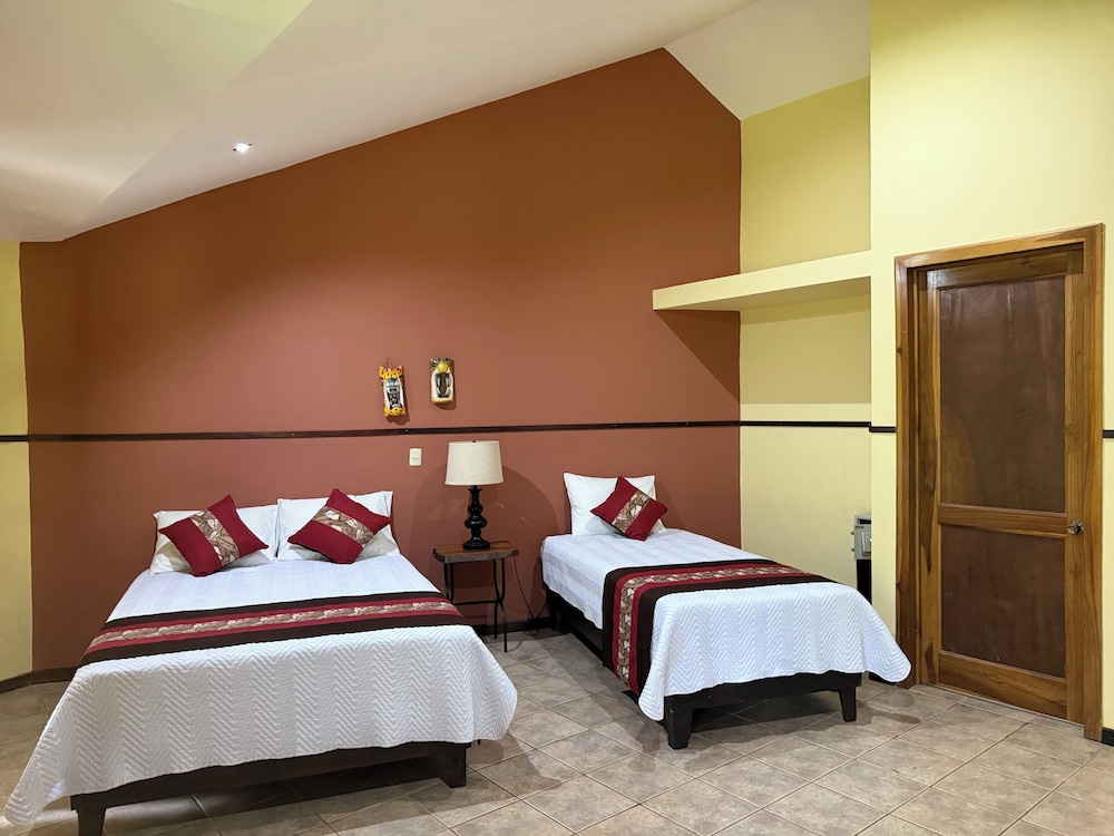 Family Room, Multiple Beds photo 1