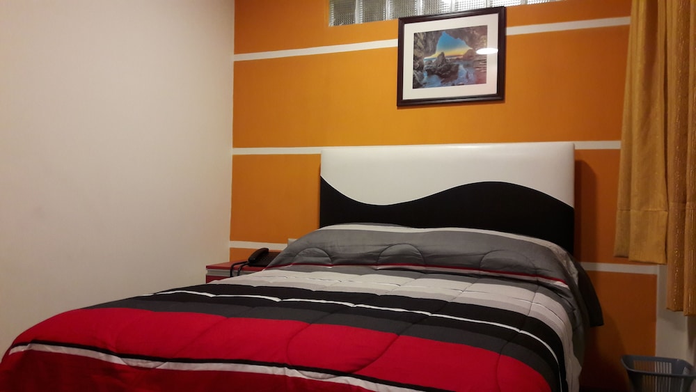 Double Room Single Use, Private Bathroom photo 3