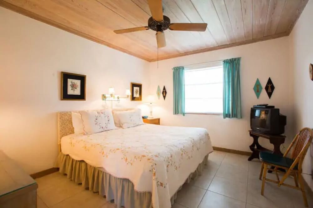 Condo photo 3