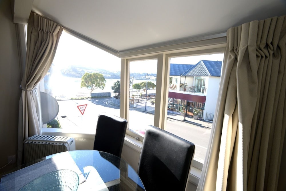 #60 Waterfront View Apartment
