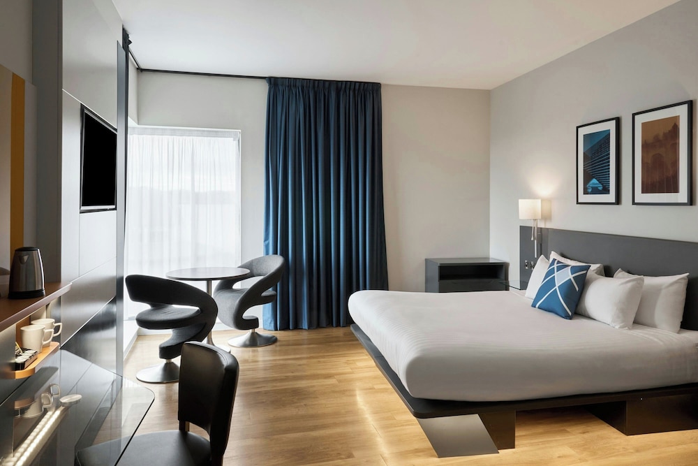 Room, 1 King Bed