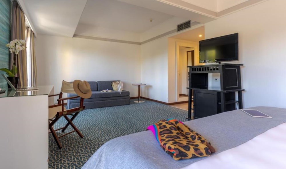 Superior Double or Twin Room, Garden View - Photo 3