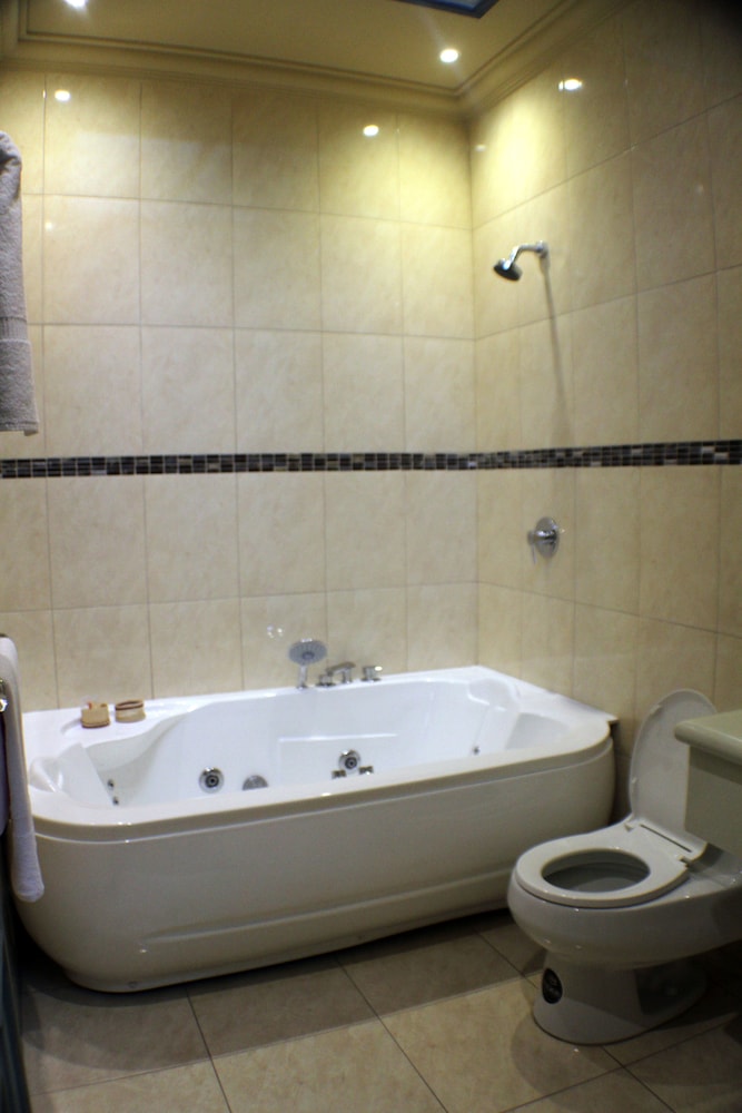 Suite photo 2