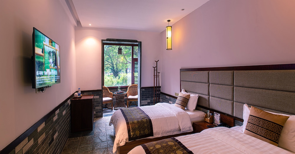 Furong Twin Room photo 1