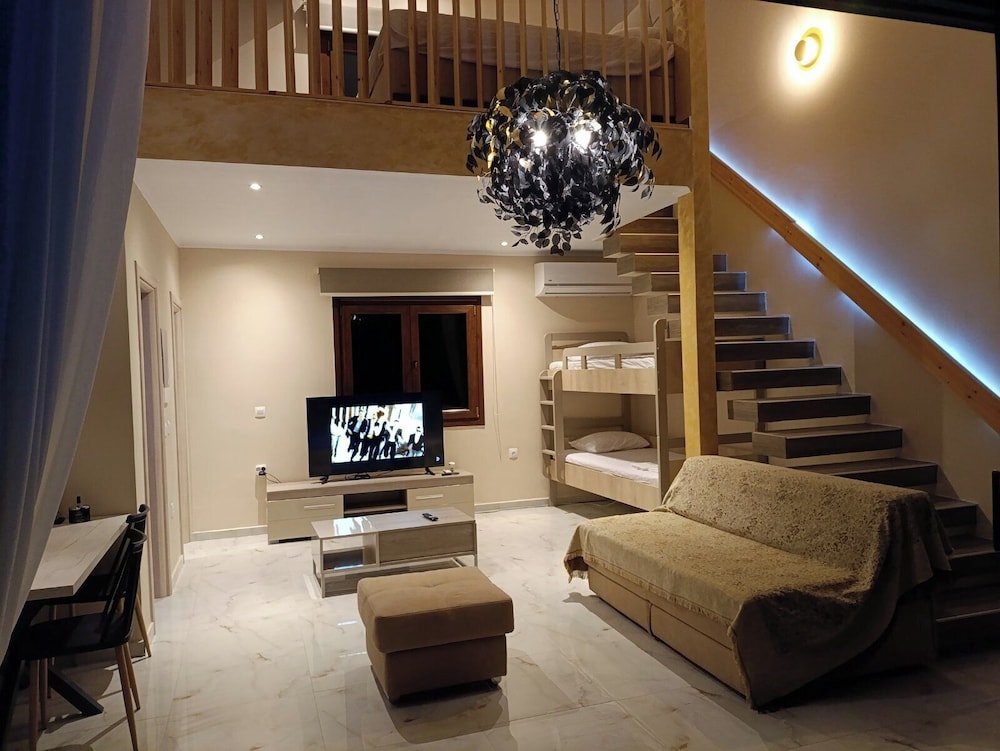 Luxury Townhome, Beach View photo 1