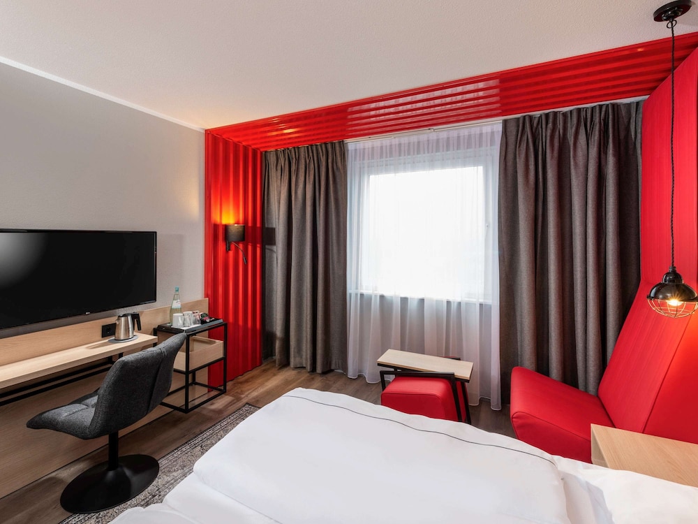 ibis Styles Berlin Treptow — photo 61