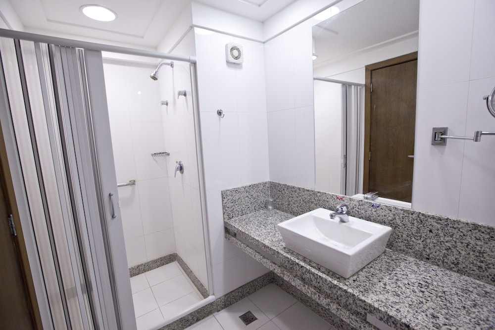 Deluxe Triple Room (Twin) photo 3