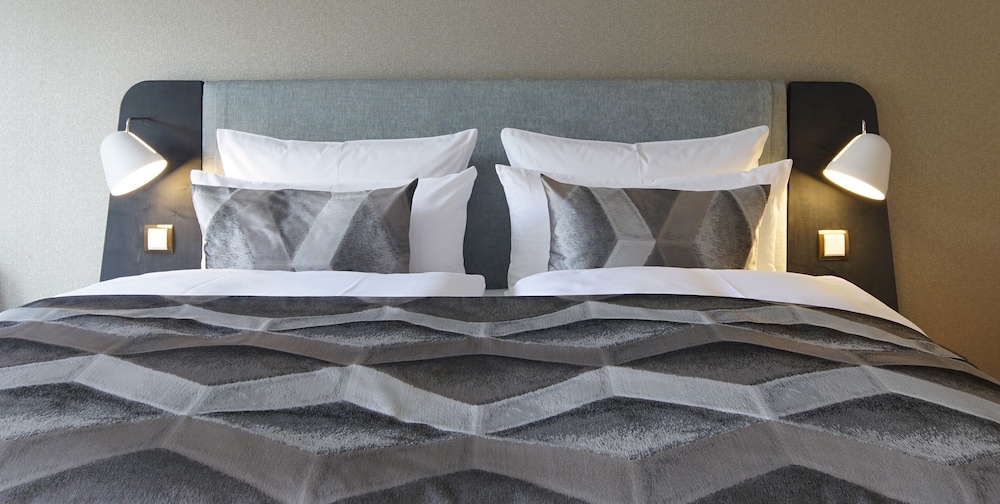 Standard Studio, 1 King Bed