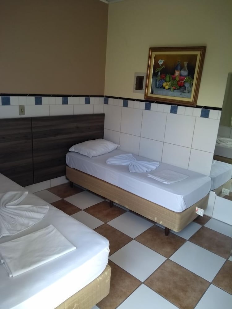 Twin Room, 2 Twin Beds photo 2