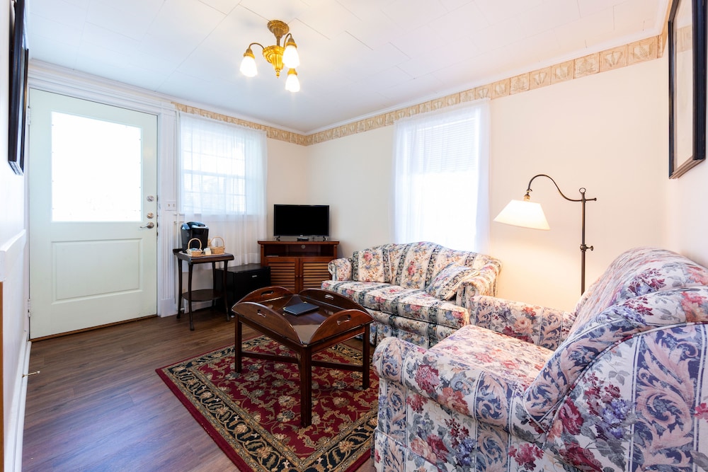 Echo Lake Suite photo 2