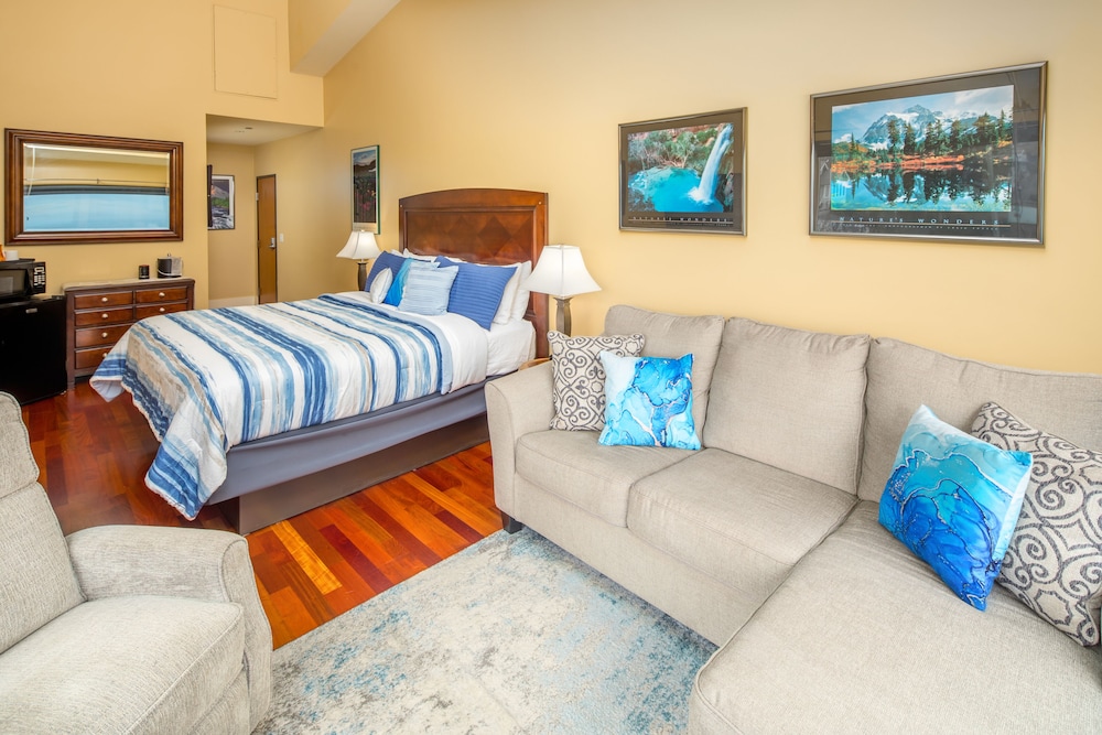 Panoramic Single Room, Ocean View, Corner photo 3
