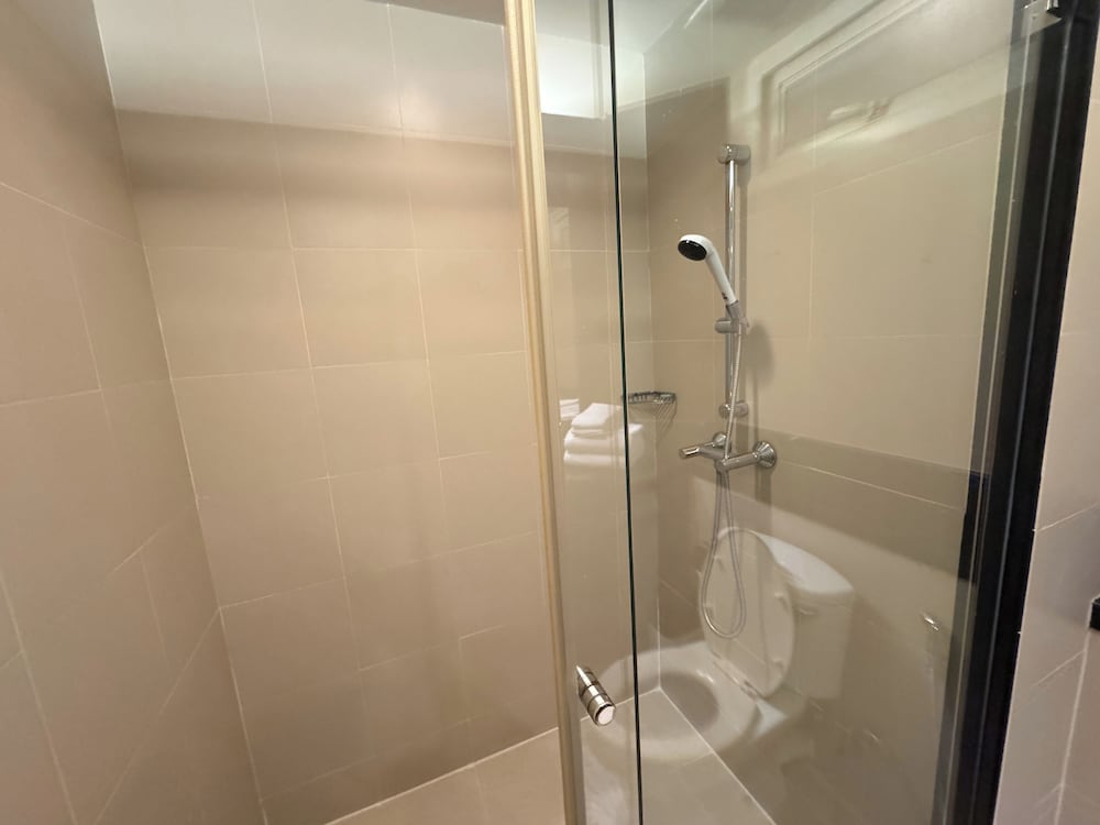 2-Bedroom Triple Suite photo 2