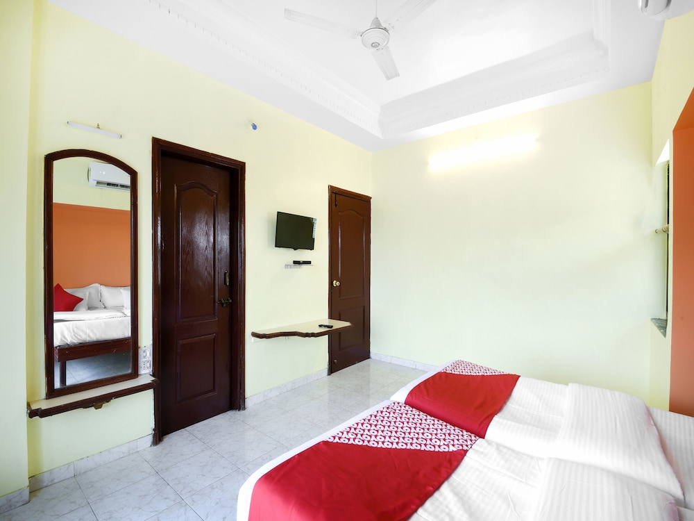 Deluxe Double Or Twin Room, 1 Queen Bed photo 2