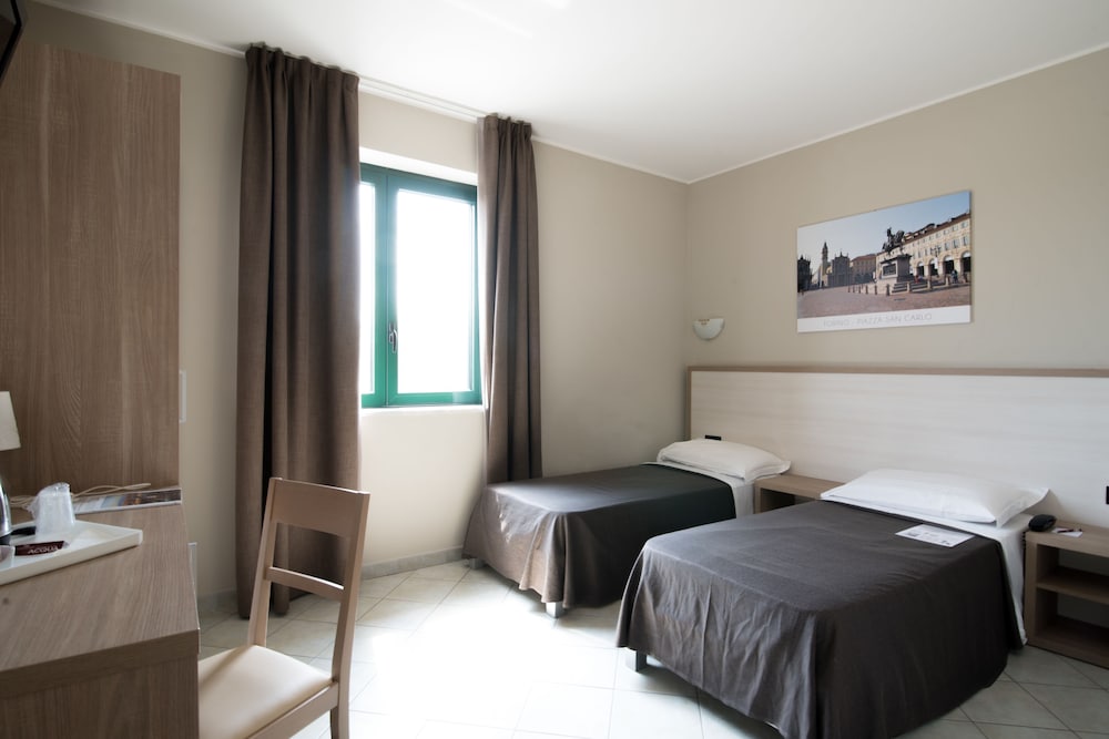 Double Room, 2 Twin Beds - Photo 1